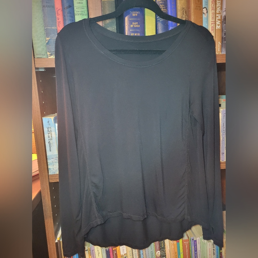 ZYIA silky soft black women's large top.